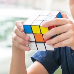Beneficios cubo de Rubik